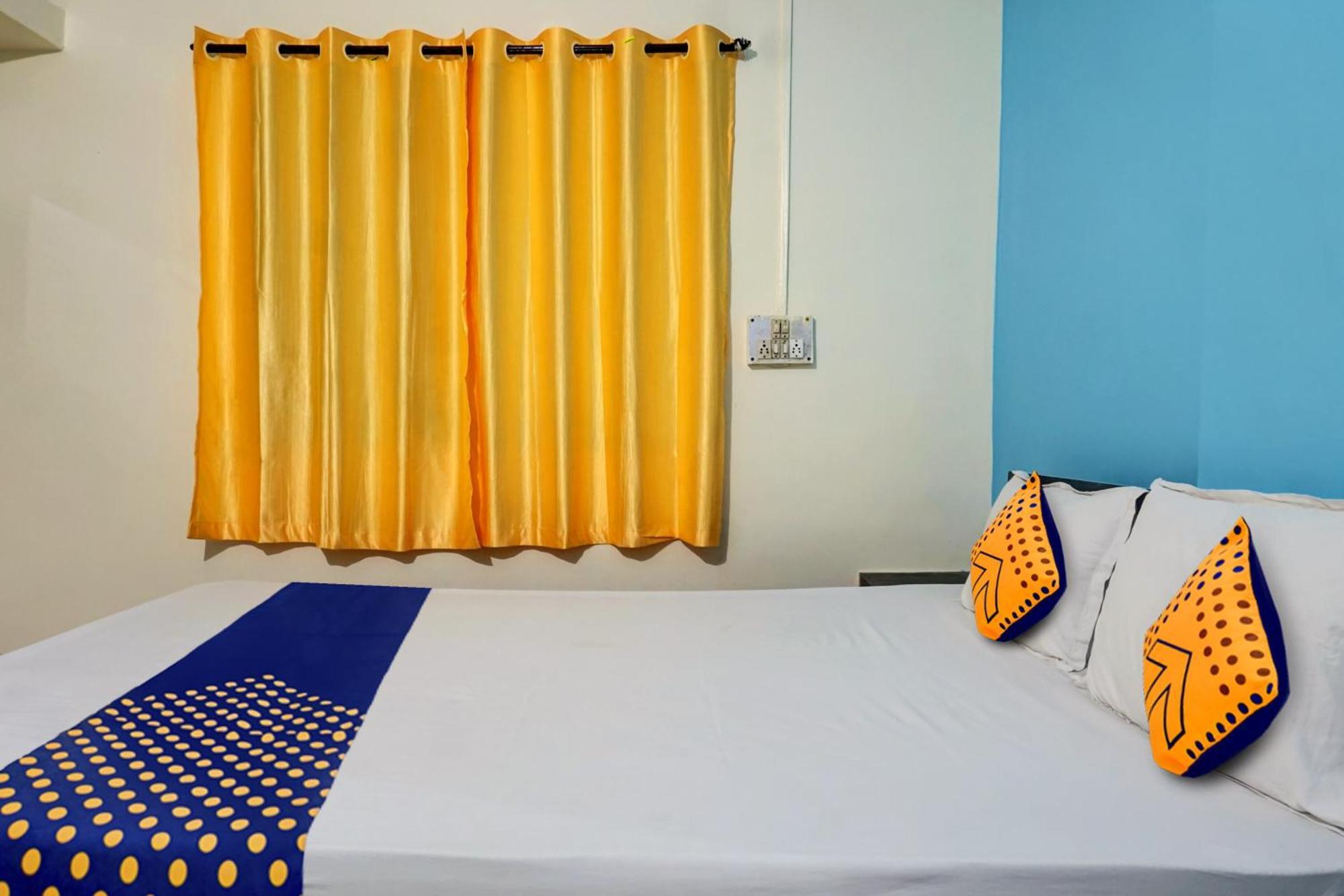 Spot On Samadhan Lodge Pune Extérieur photo